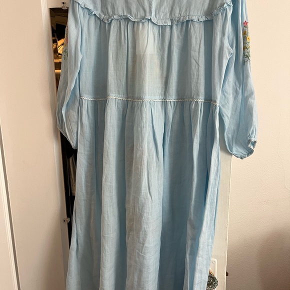 Meadows Camellia Linen Dress - Picture 4 of 6